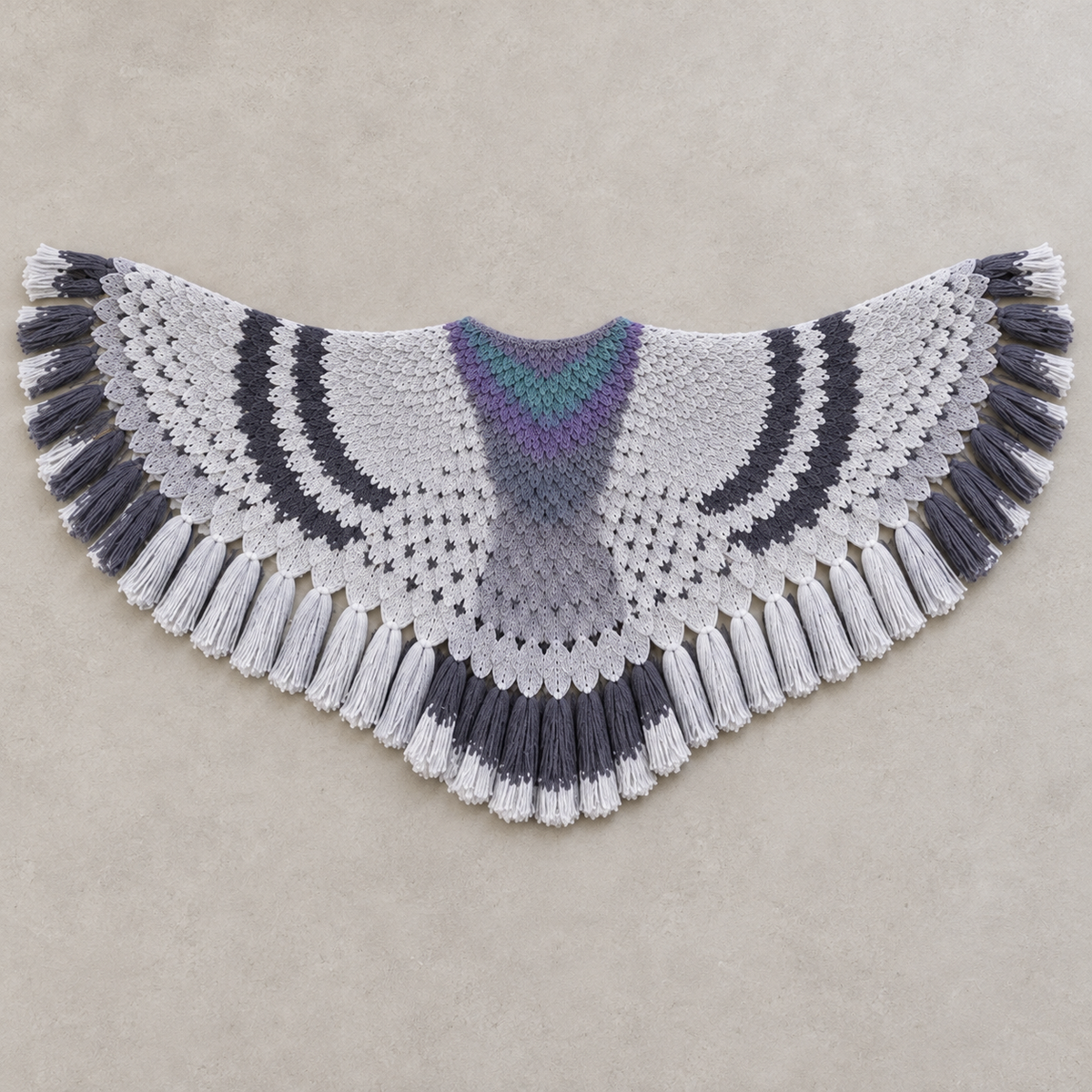 Gestrickter Taubenschal