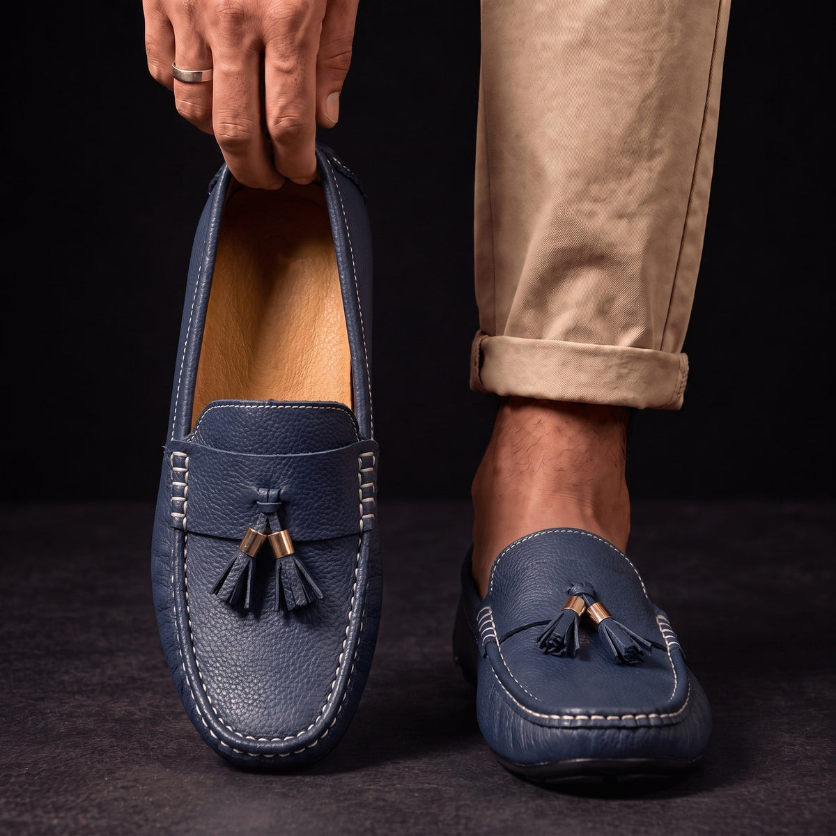 Ockerfarbene Quasten-Loafer