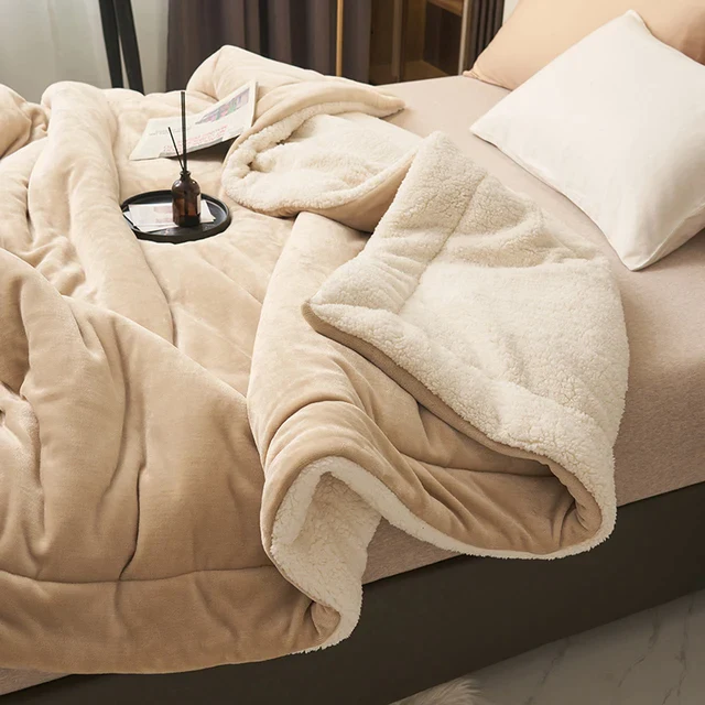 Kuscheldecke aus Flanell-Fleece