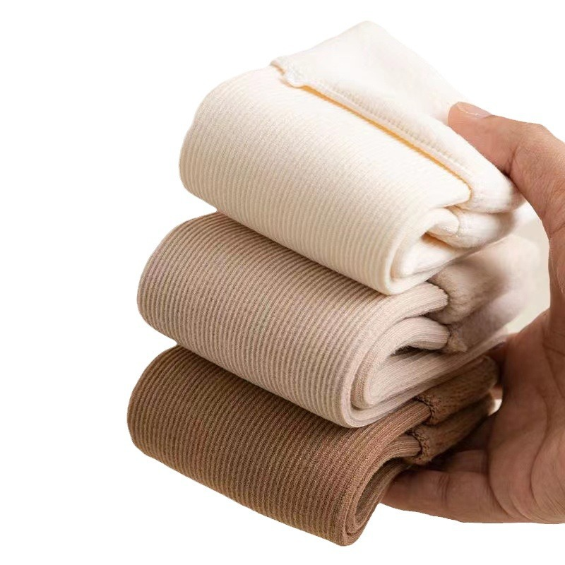 Dickere, warme einfarbige Socken für Damen, wadenlang