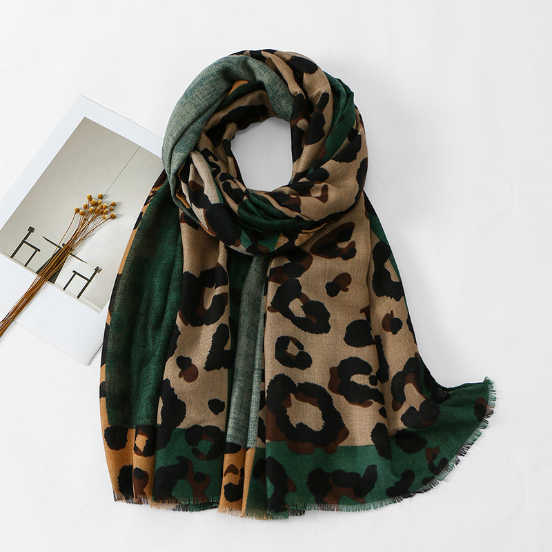 Vielseitiger leichter Leoparden-Print Schal