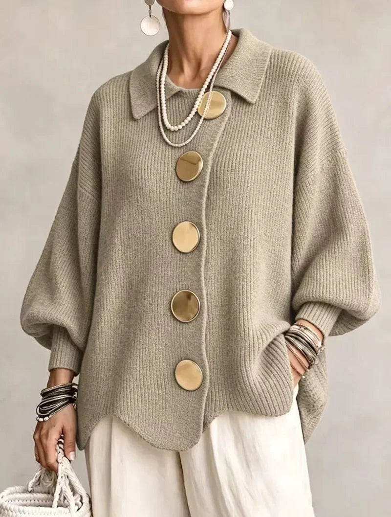 Oversized Strickweste Damen mit goldenen Knöpfen