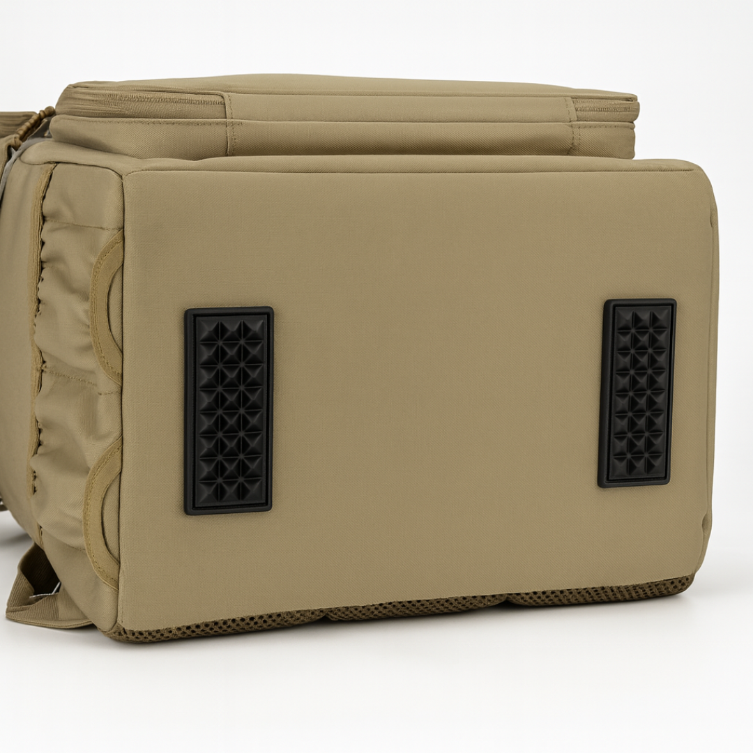 Taktischer Angelrucksack mit Rutenhalter & 40L + 4 Köderboxen – AnglerPro GearPack