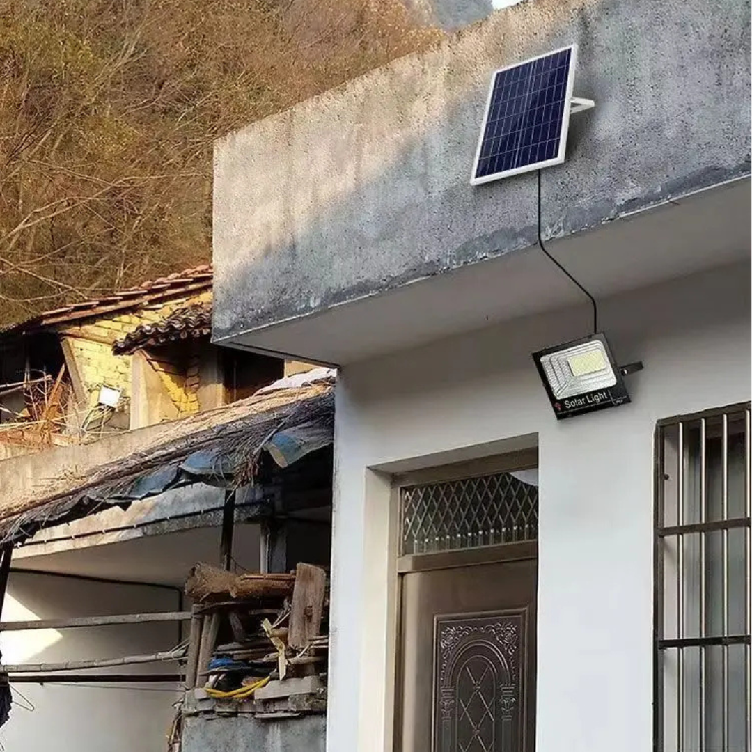 Nordspur | Duales Solar-LED-Flutlicht-Set