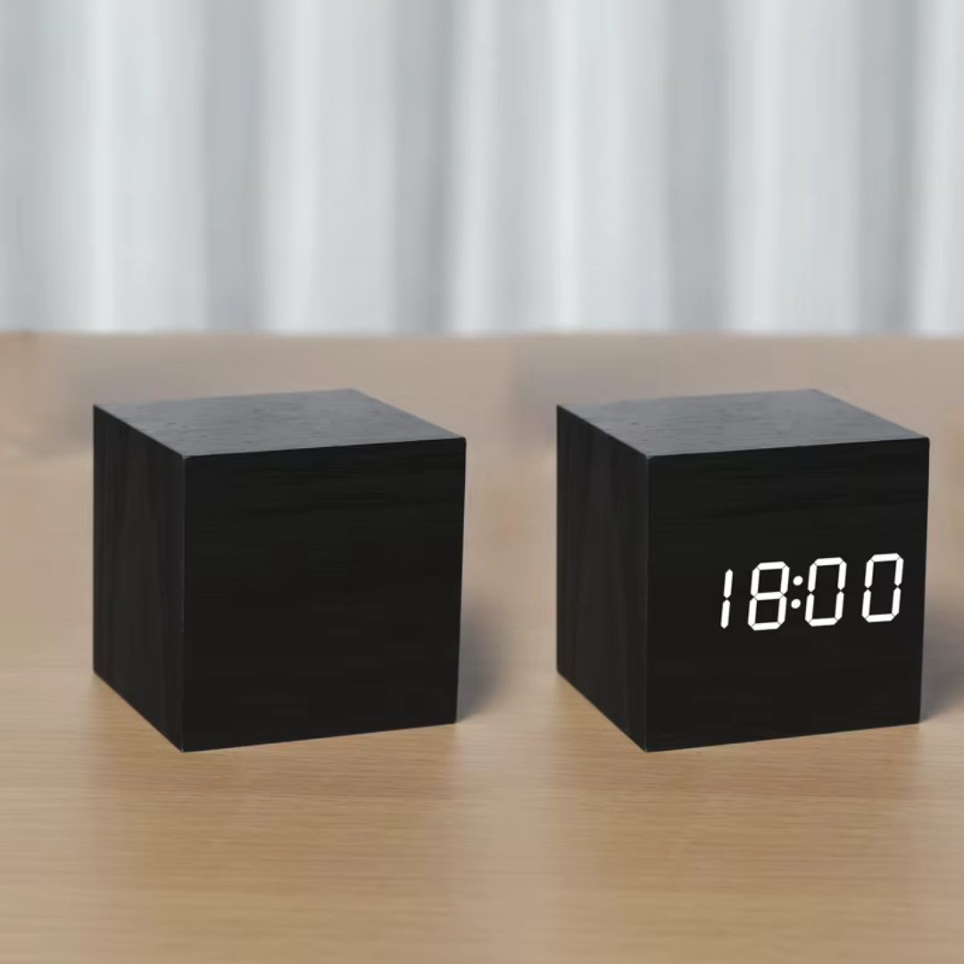 Digitaler Wecker mit LED-Anzeige & Sprachsteuerung – CubeGlow Clock