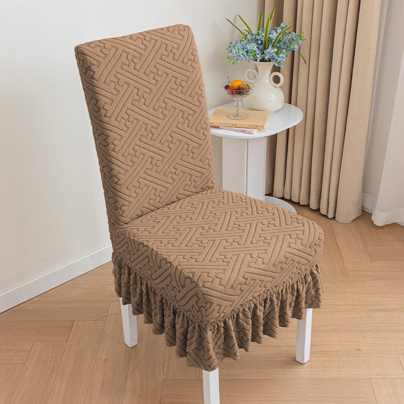 Eleganter plissierter Stuhlbezug