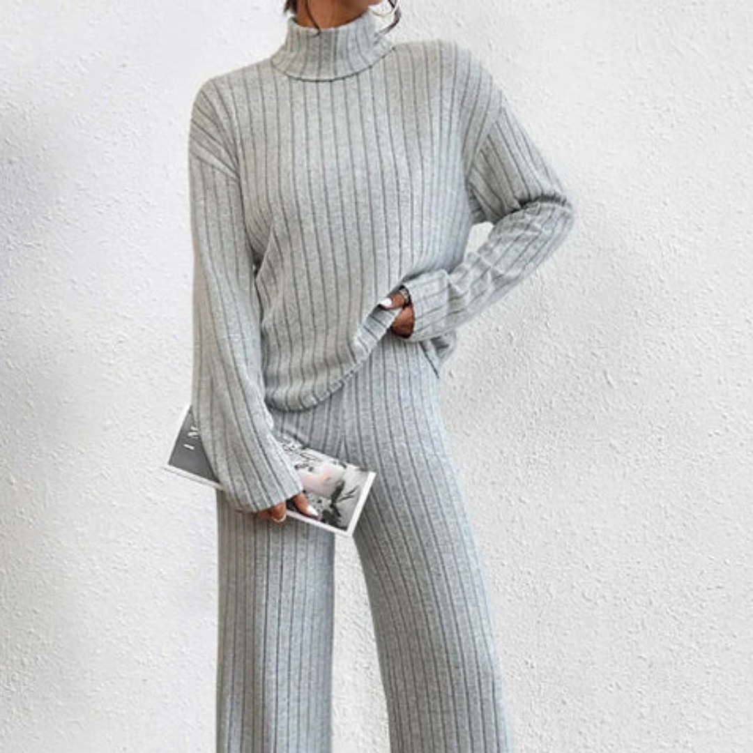 Trainingsanzug Damen 2-teilig Strick mit Rollkragen & Wide-Leg Hose – KnitChic Set