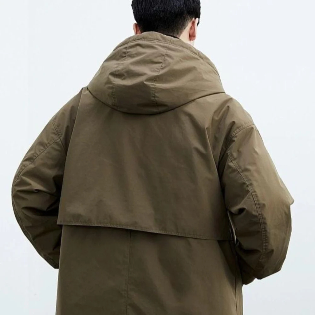Wind- & Wasserdichte Herbstjacke mit Kapuze – StormGuard Coat