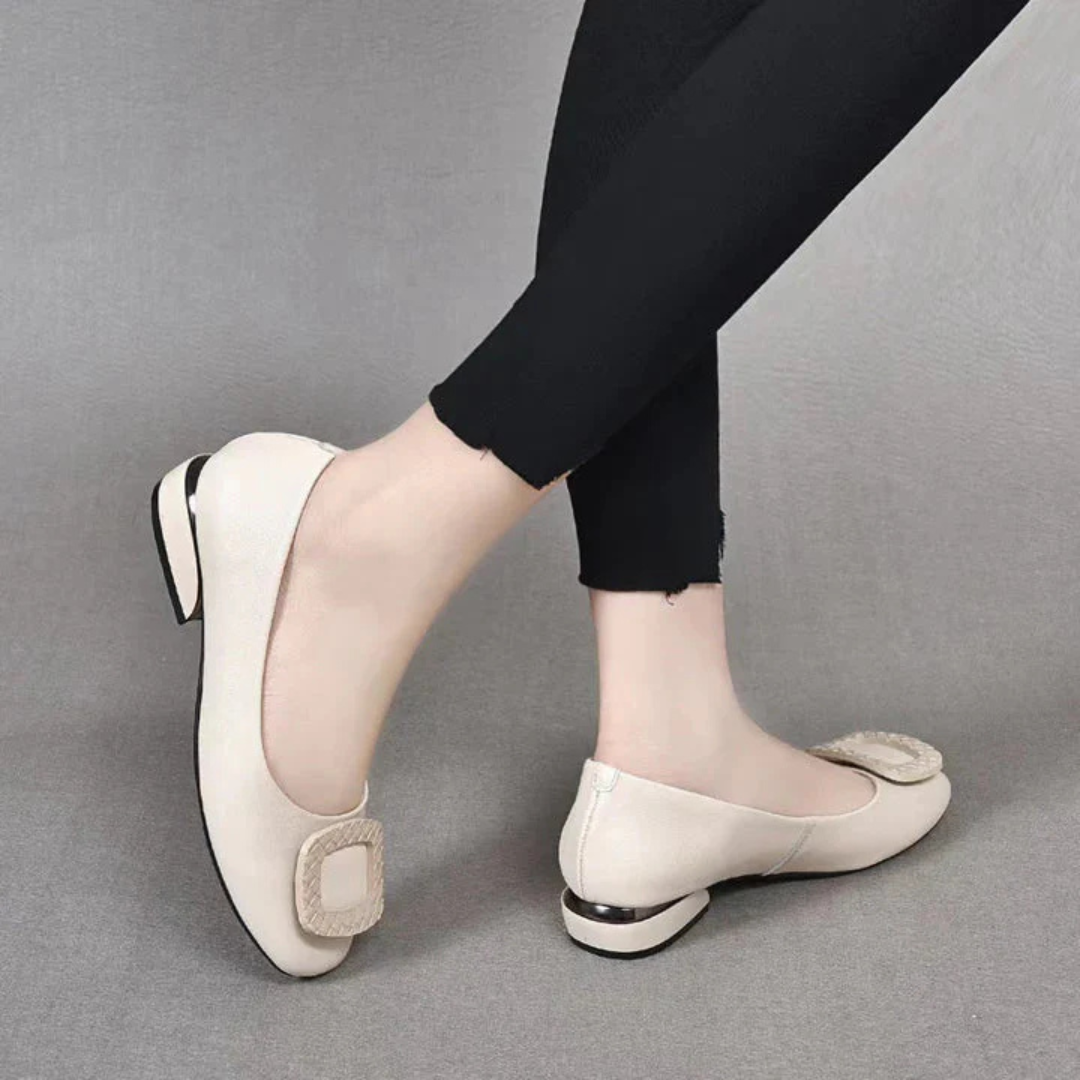 Orthopädische Walkingschuhe aus Leder für Damen mit Komfort-Sohle – Nordspur EleganceStep