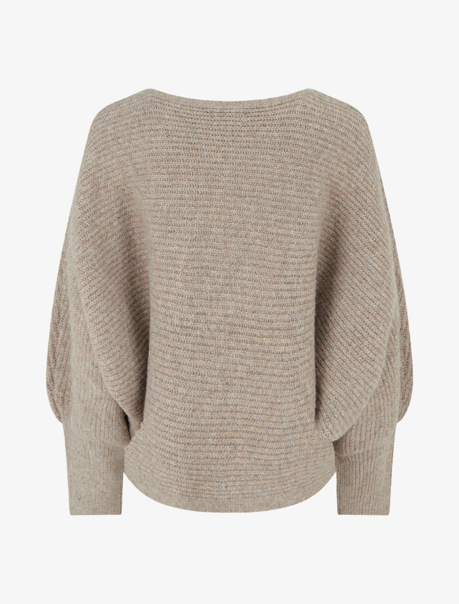 Weiter Pullover mit geripptem Bootausschnitt