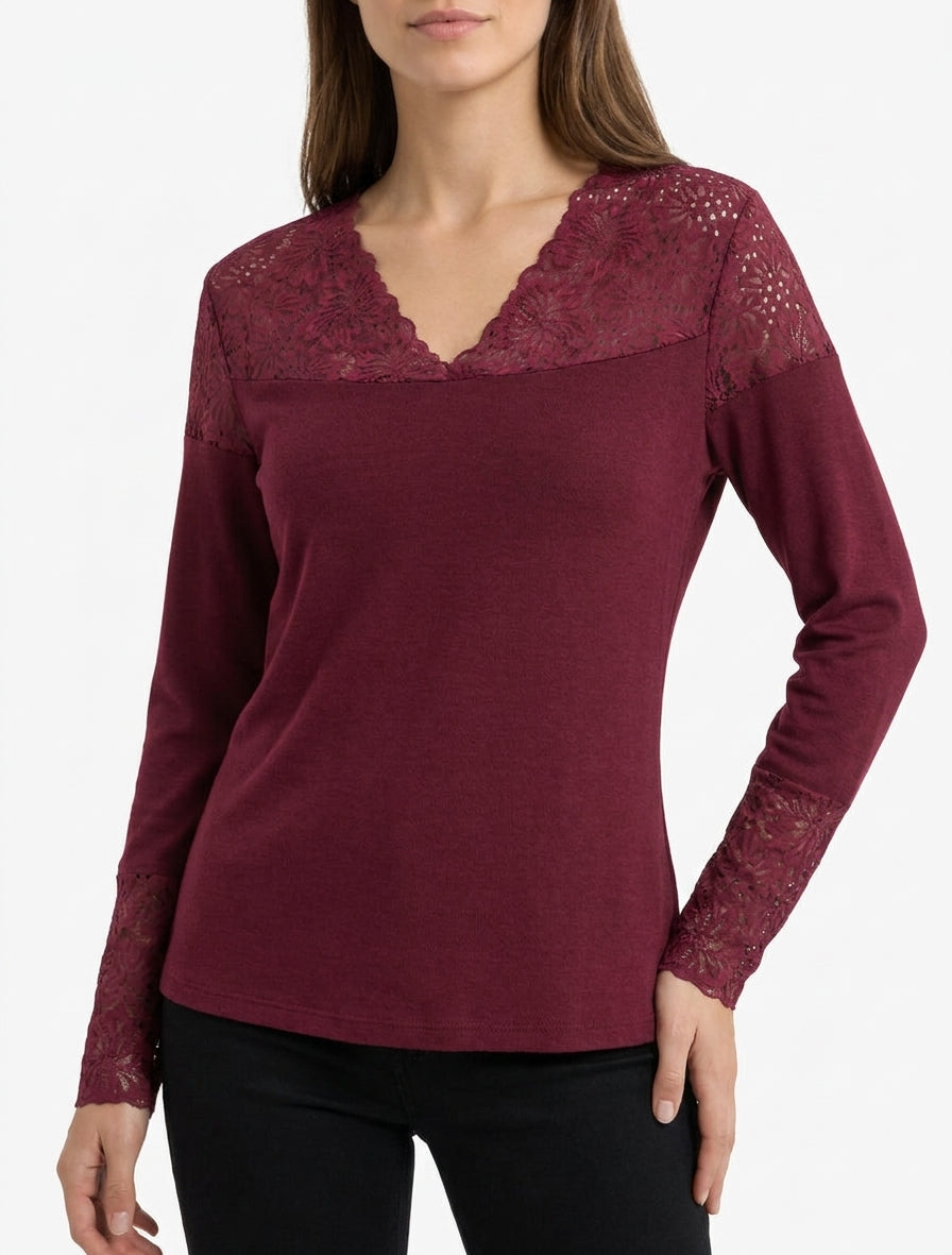 Feiner Pullover mit V-Ausschnitt und Spitze