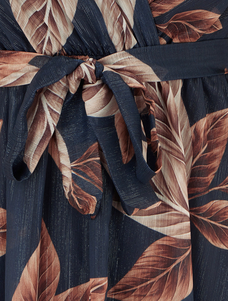 Wickelkleid mit Blätterdruck