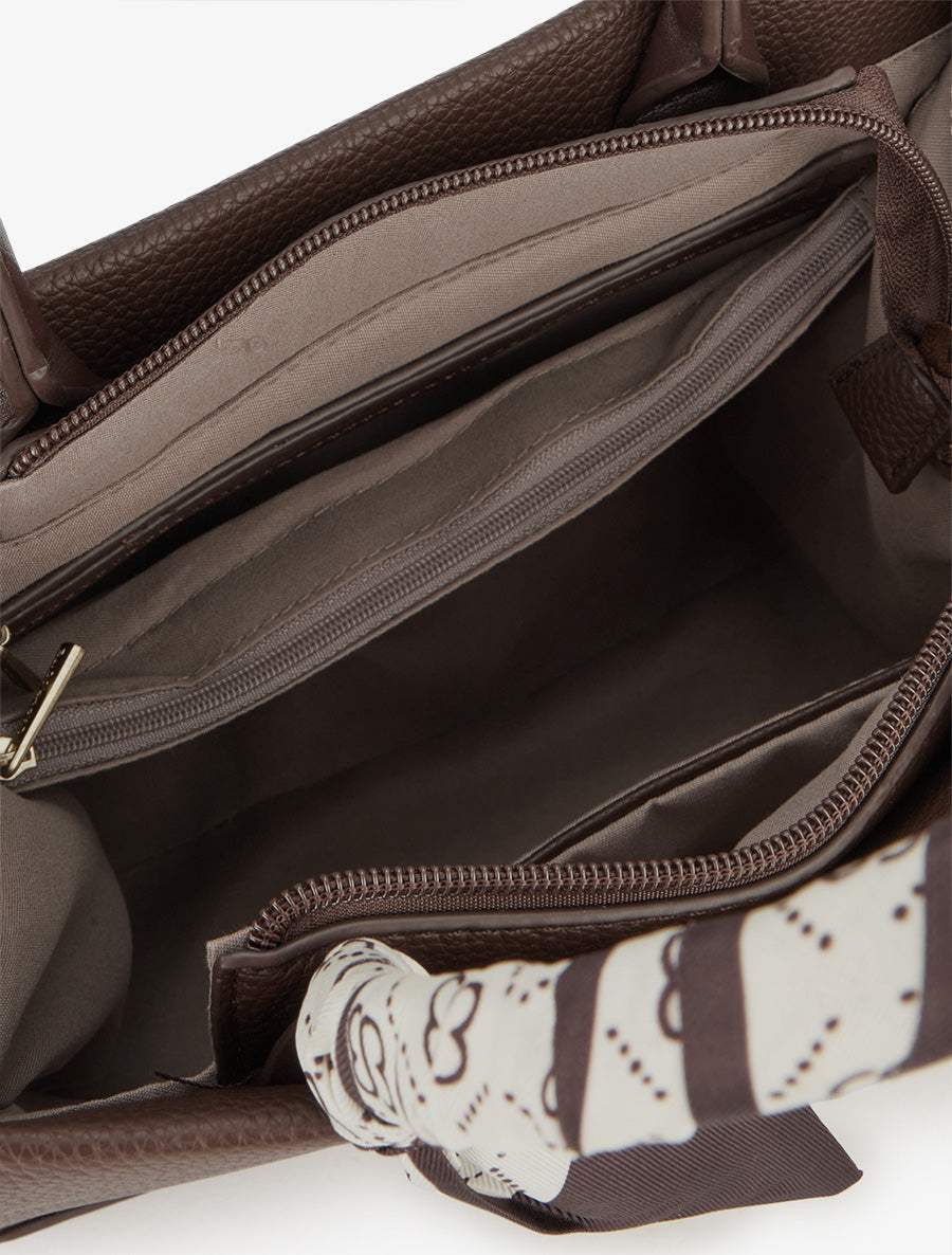 Handtasche Mirta aus genarbtem Kunstleder - Braun