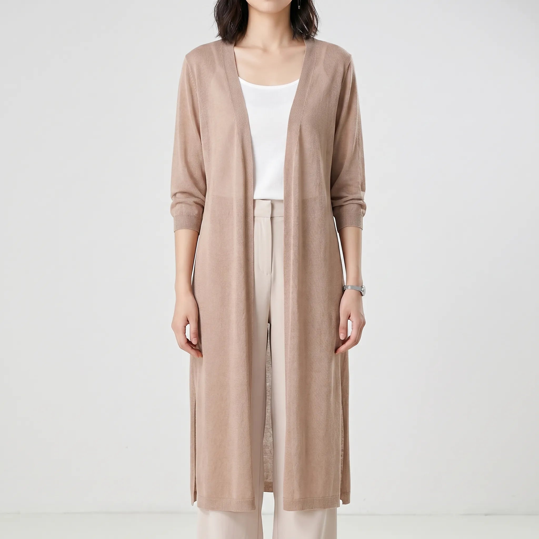 Langlinige Damen-Strickjacke luftig atmungsaktiv Feinstriek Sommerstoff