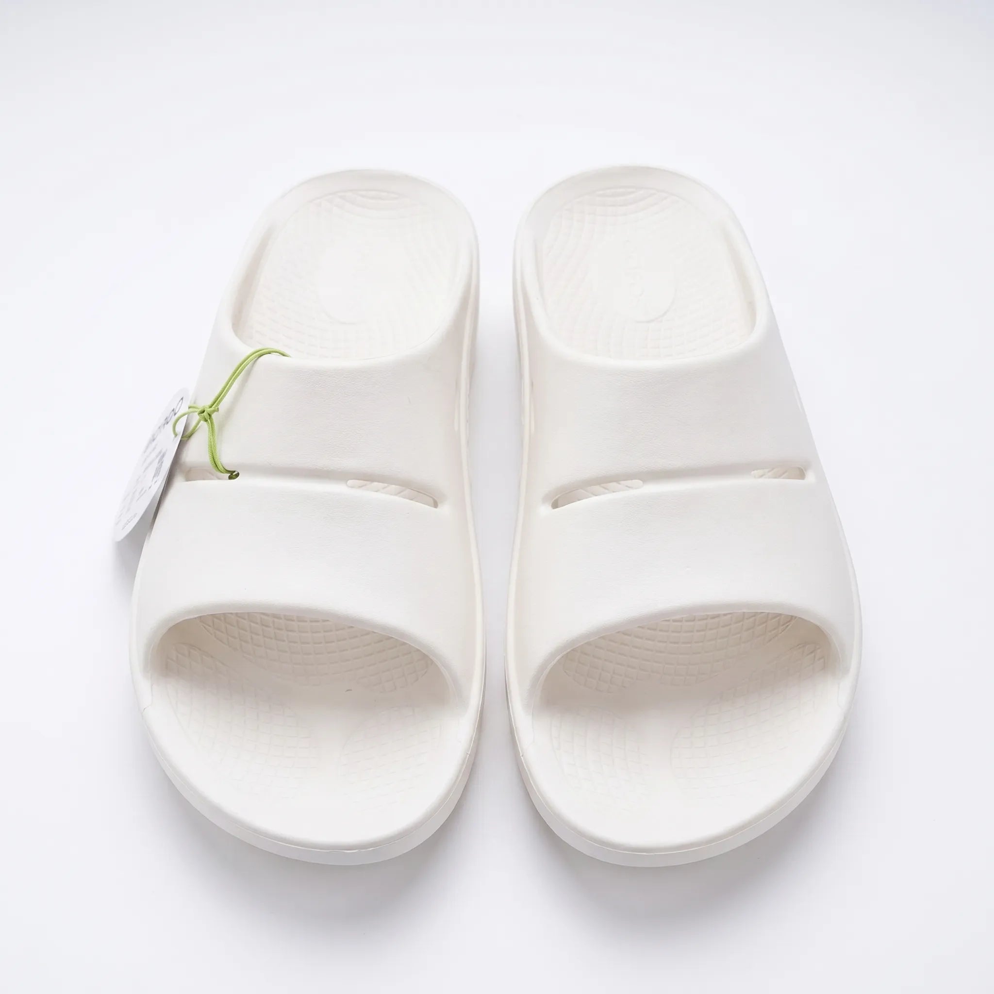 Dickgepolsterte Slip-On-Sandalen mit offener Zehe und stoßdämpfender Sohle