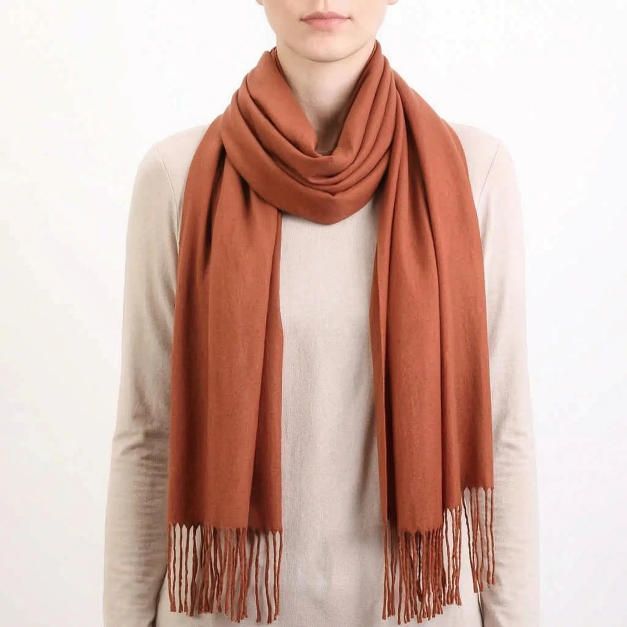 Nordspur | AuraWrap Eleganter Damenschal Mit Quasten