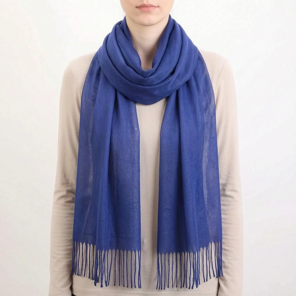 Nordspur | AuraWrap Eleganter Damenschal Mit Quasten