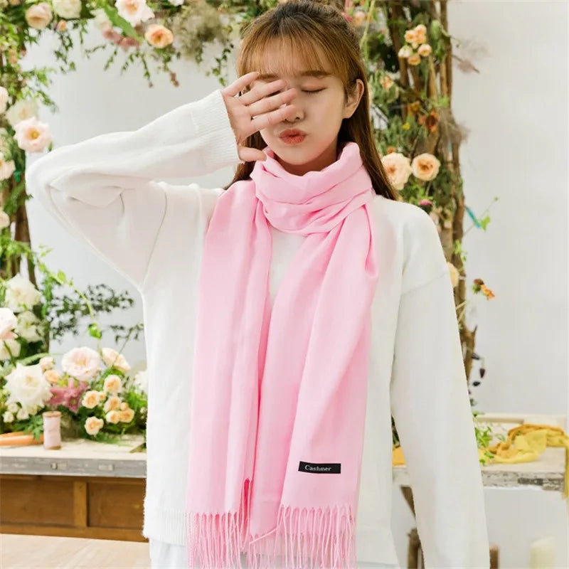 Nordspur | AuraWrap Eleganter Damenschal Mit Quasten
