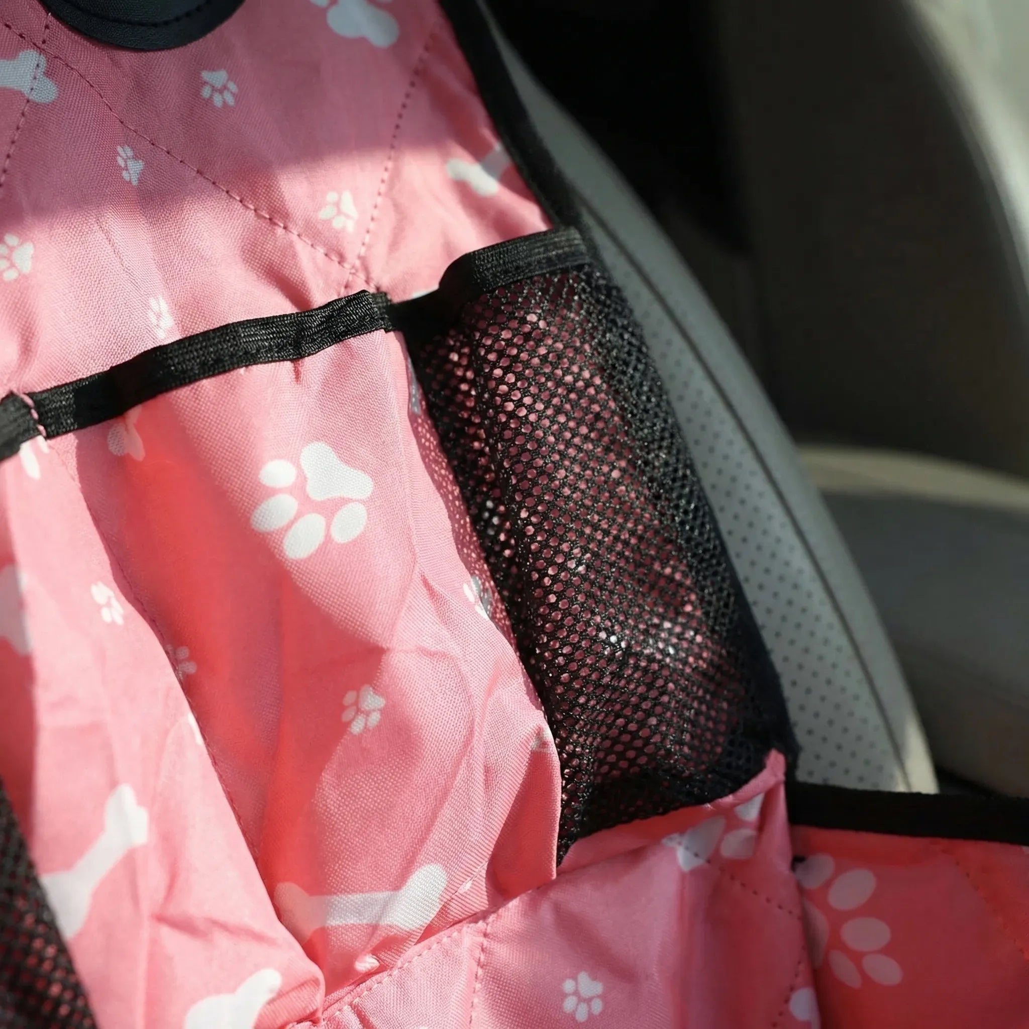 Hundeautositz rutschfest mit Seitenschutz und Aufbewahrungstaschen