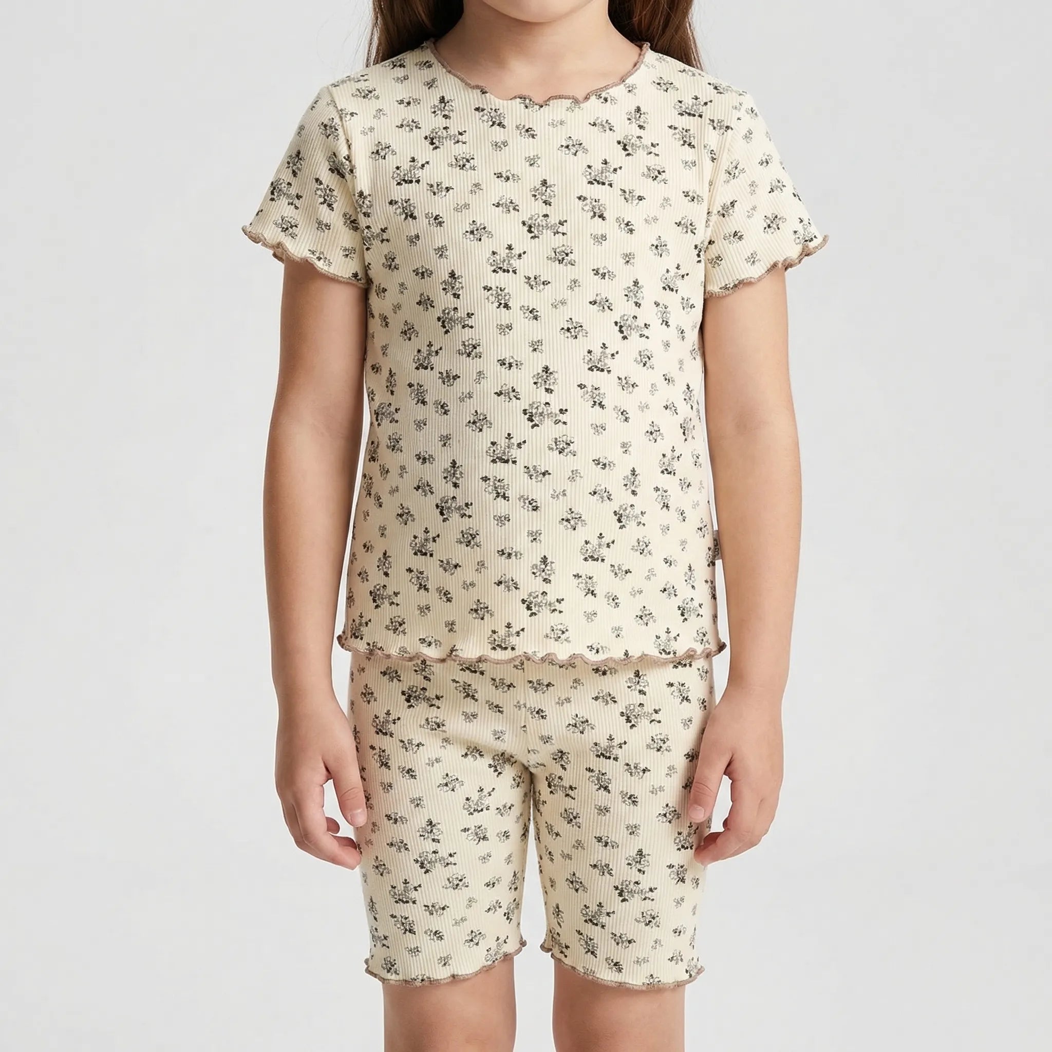 Kinder Set geblümtes Ripp-Oberteil und Hose mit Wellensaum