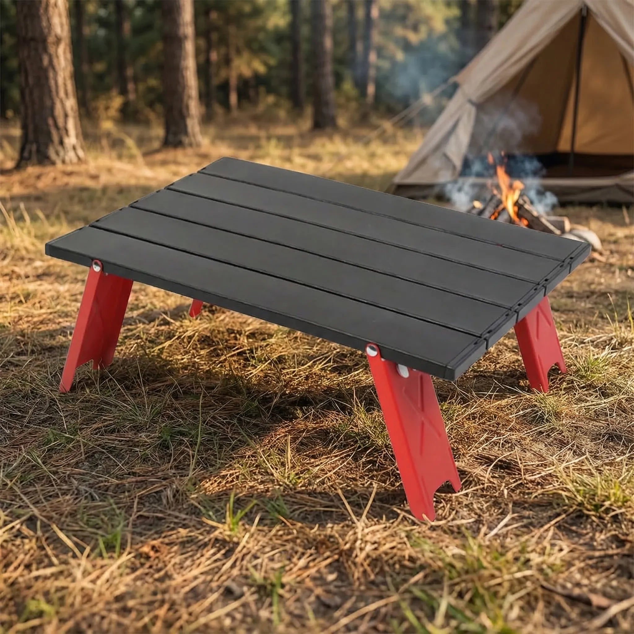 Ultraleichter Campingtisch mit Lamellen-Rolltischplatte und klappbaren Beinen