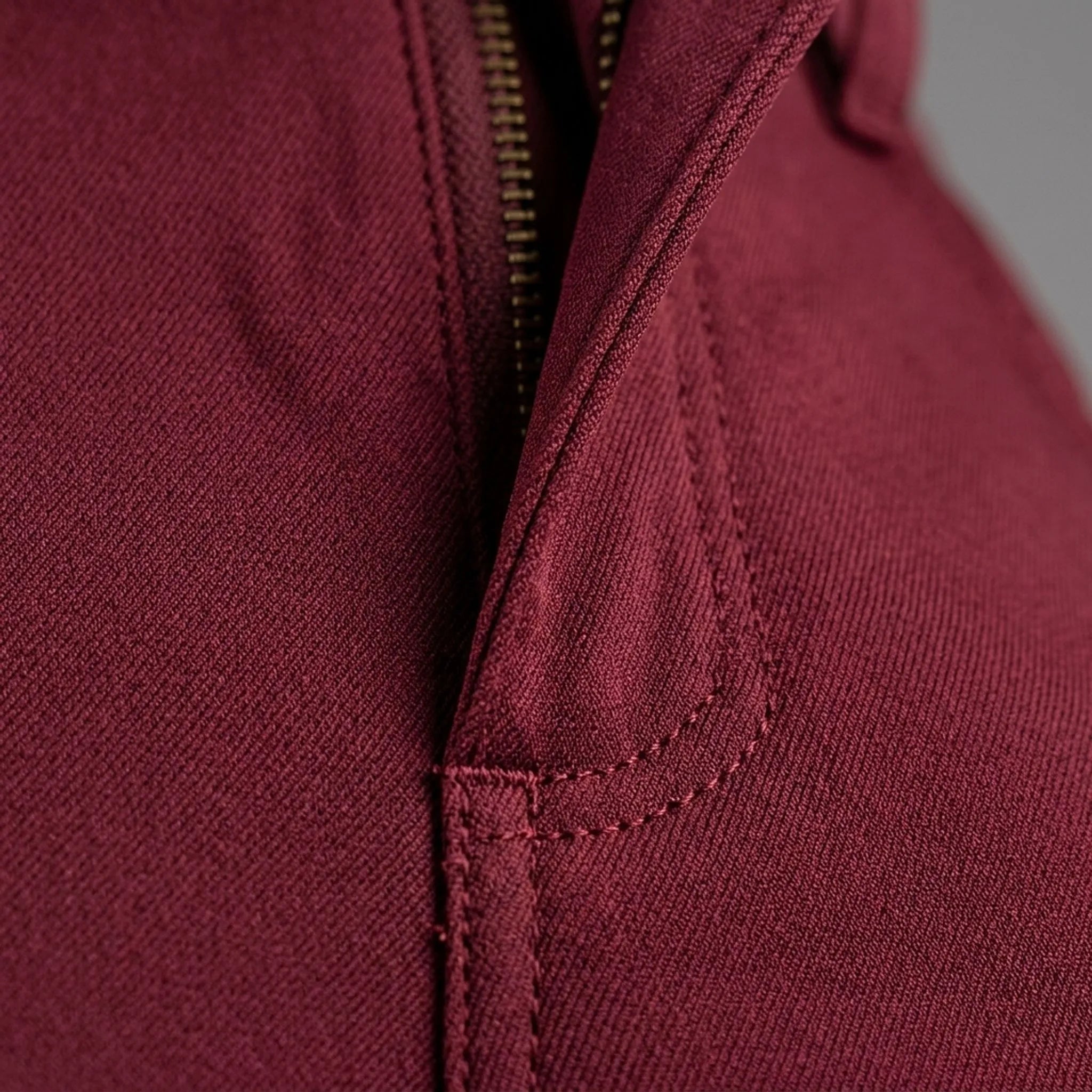 Reithose Damen schmaler Schnitt Hochbund Grip-Panel Kontrastdetail