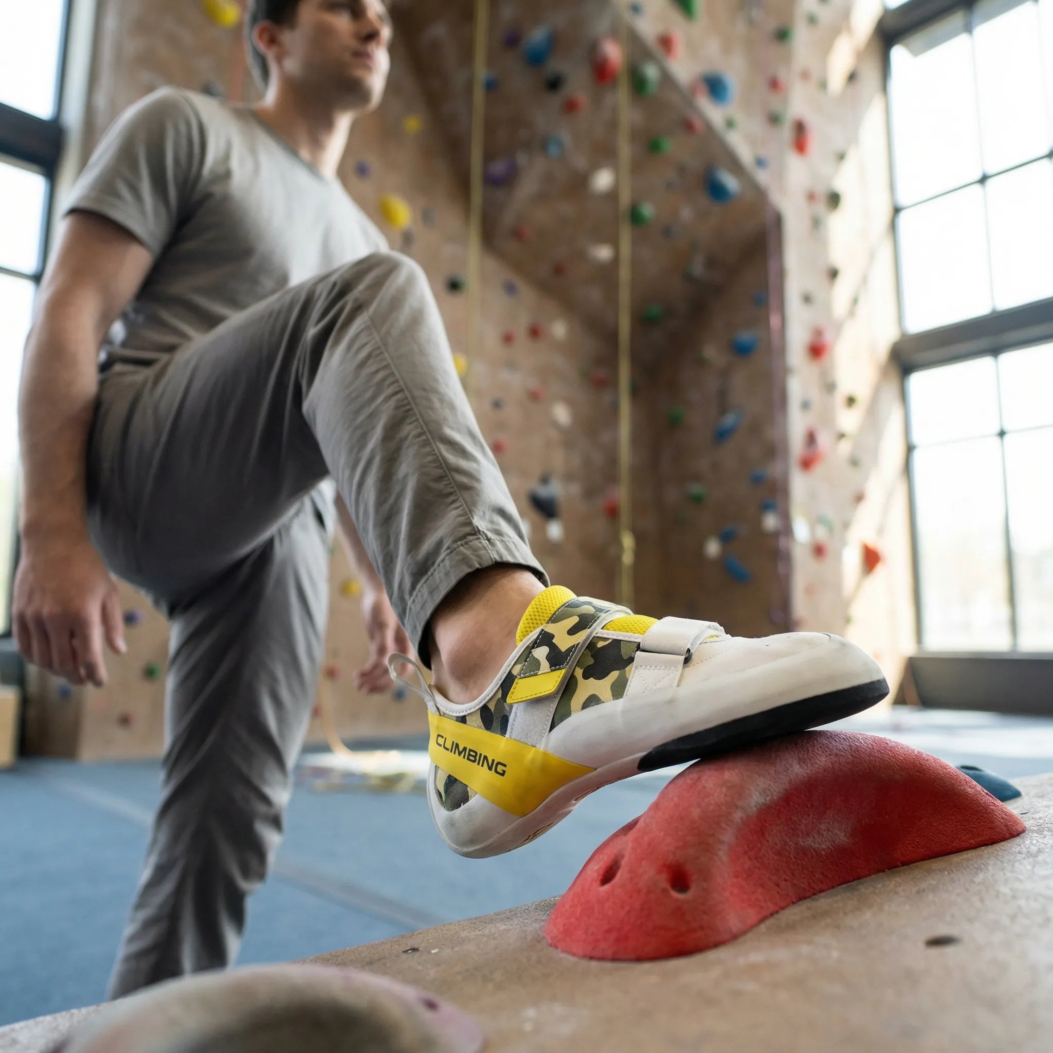 Boulderschuh mit Klettverschluss, atmungsaktiv, rutschfeste Sohle