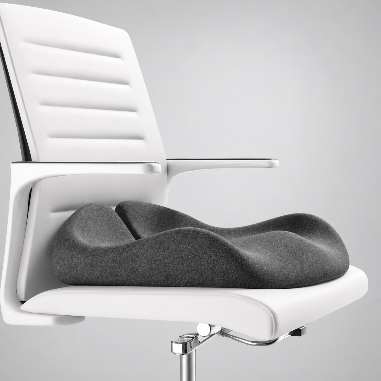 Nordspur | CoccySoothe Ergonomisches Sitzkissen mit Steißbeinstütze