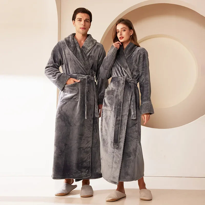 Übergroßer Flausch-Bademantel wolkenweich warm lang Unisex