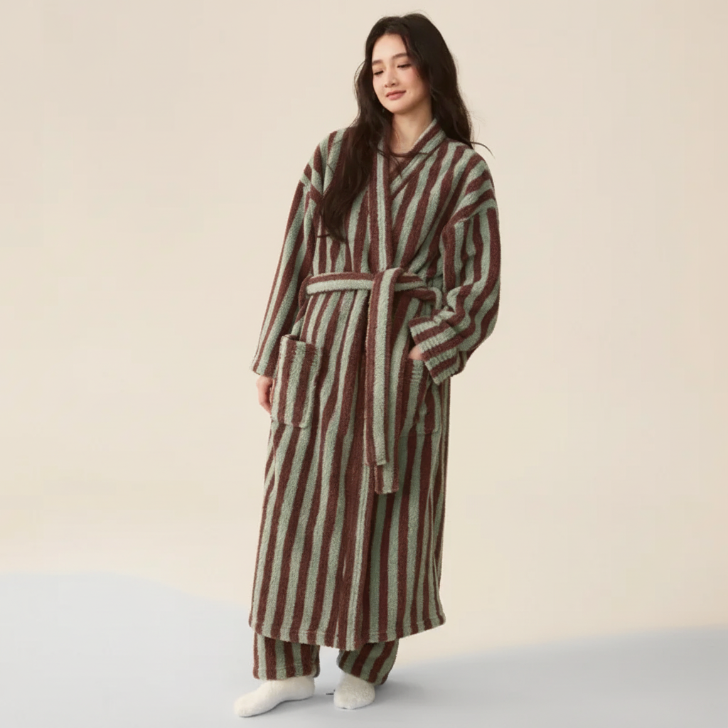 Gestreiftes Bademantel-Set knielang flauschig warme Textur Unisex