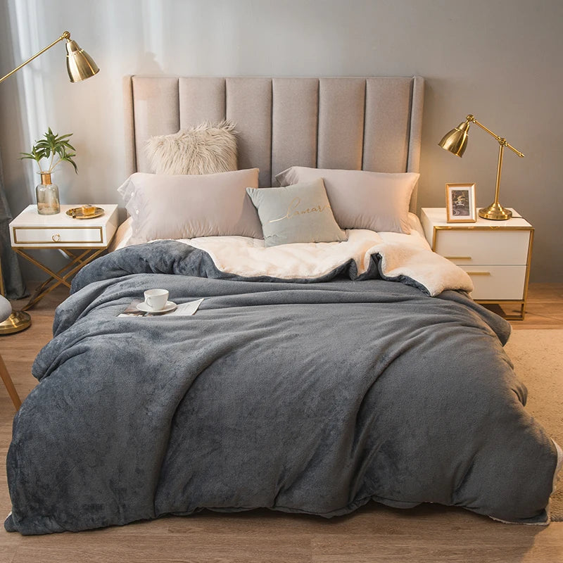 Doppelseitige Sherpa Decke mit weichem Fleece-Außenseite und Sherpa-Fütterung