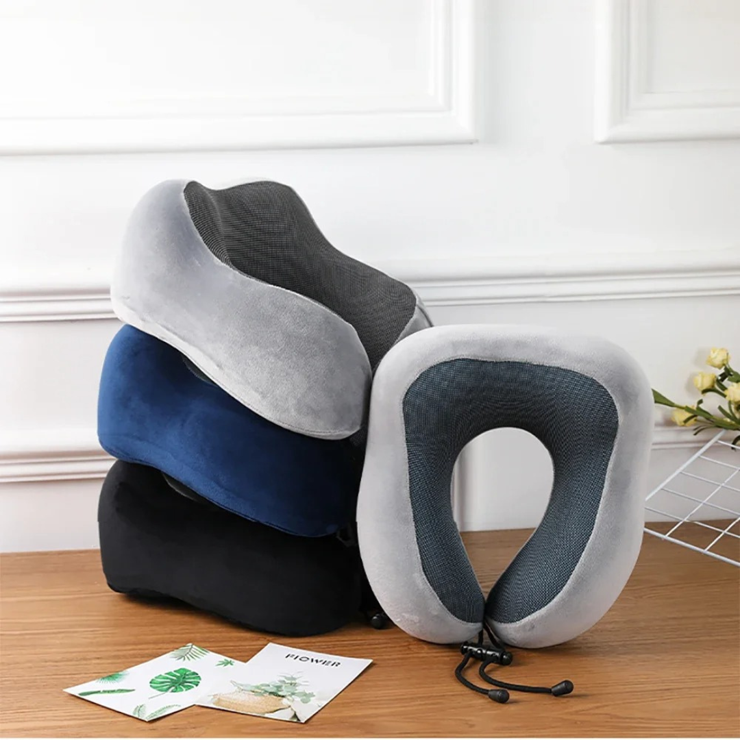 Ergonomisches U-förmiges Nackenkissen mit Memory-Foam