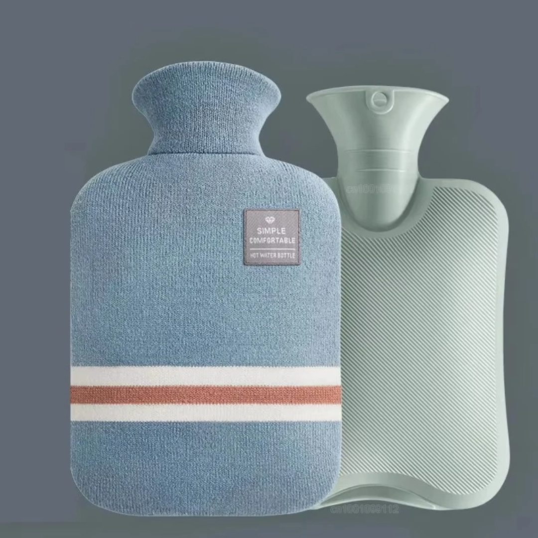 Extragroße Wärmflasche 2 Liter mit Strickbezug