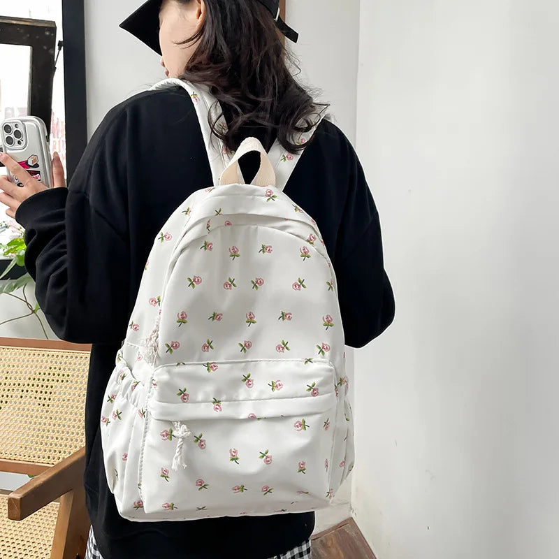 Schulrucksack Blumenmuster Nylon geräumig robust Schultergurte
