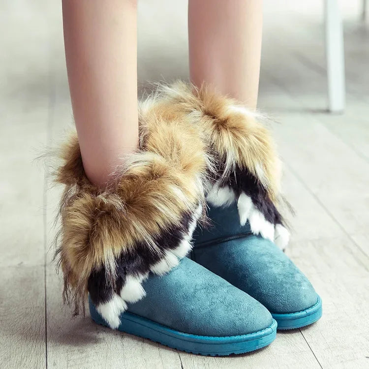 Schneestiefel Mittelhöhe rutschfest warm gefüttert Fellkante