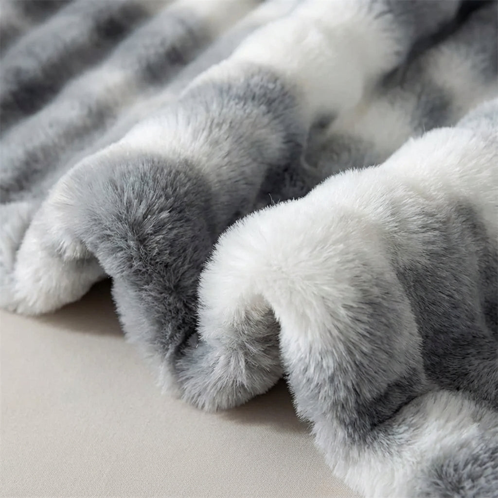 Kunstfell-Decke plüschig samtig warm Sofa Bett