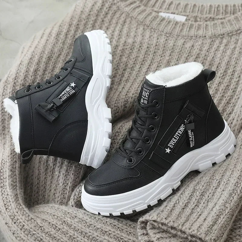 Knöchelhohe Winterstiefel mit isolierter Auskleidung und rutschfester Sohle