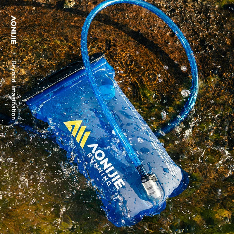 Trinkbehälter BPA-frei flexible breite Öffnung Trinkschlauch Wandern