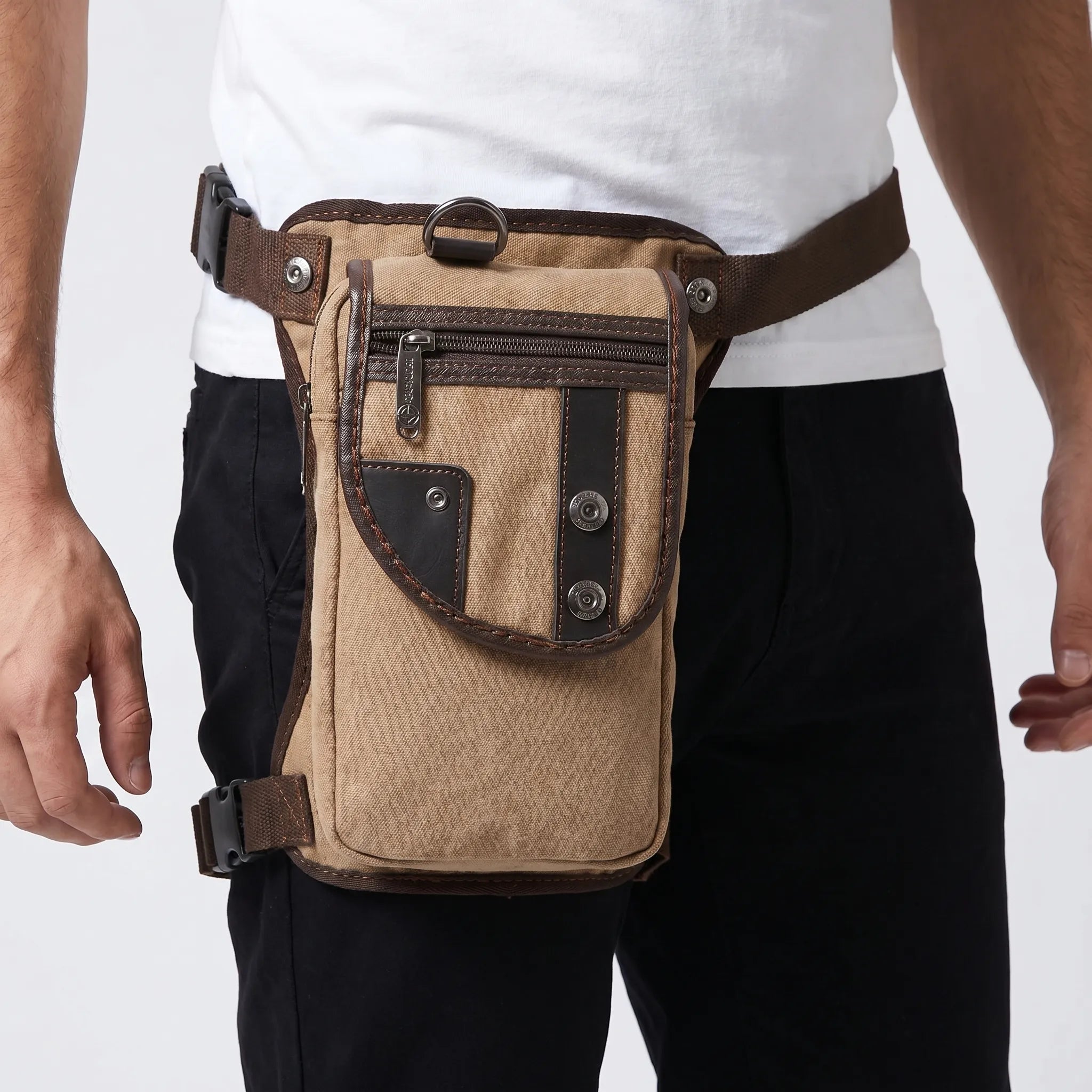 Oberschenkel-Tasche mit verstellbarem Gürtelriemen und mehrteiligem taktischen Design