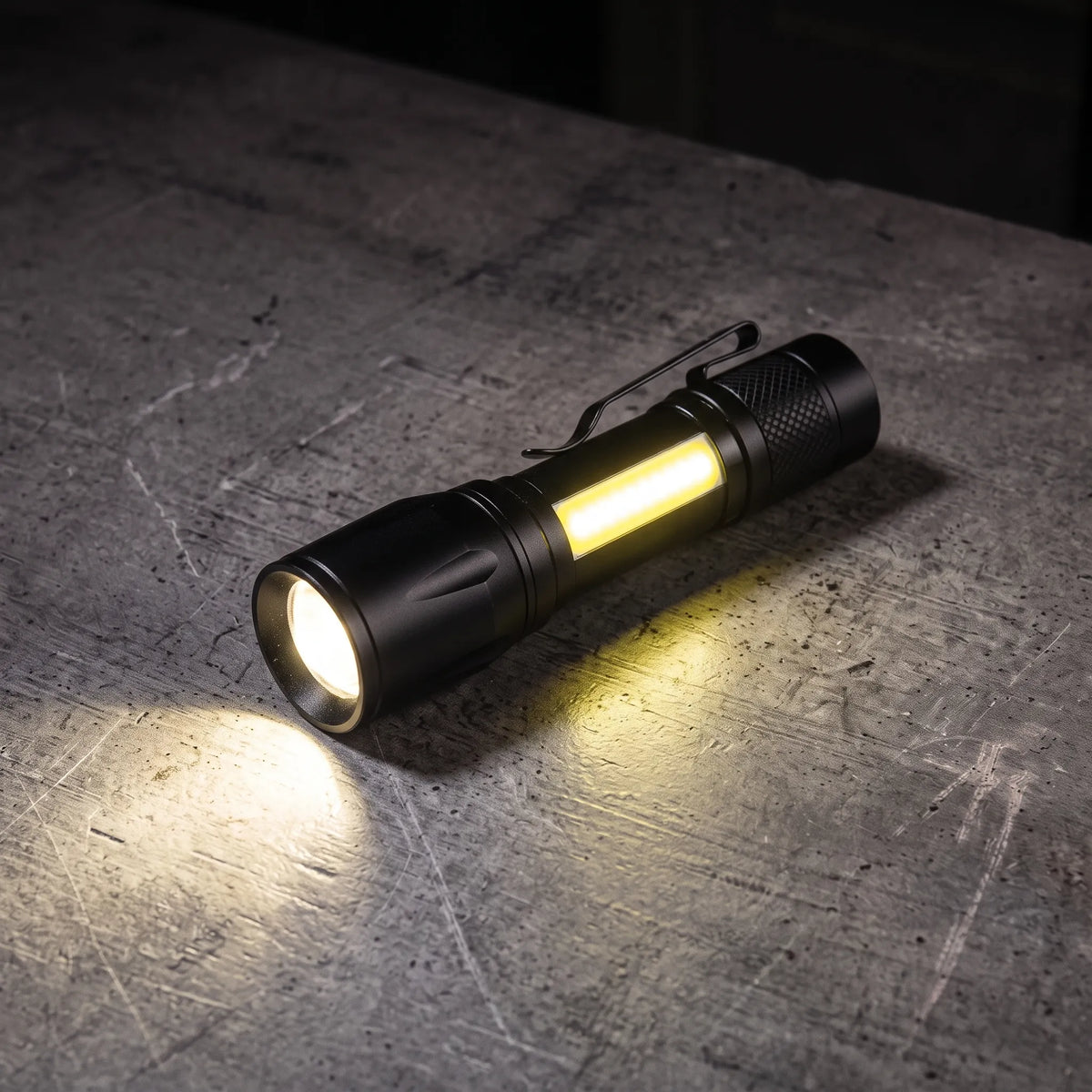 Nordspur | Lumavento Kompakte LED Taschenlampe Für Die Werkstatt