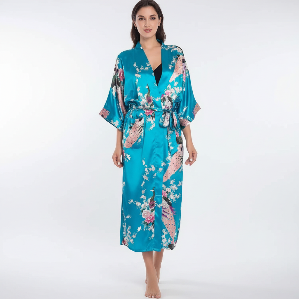 Langer floraler Kimono-Bademantel mit Dreiviertelsärmeln