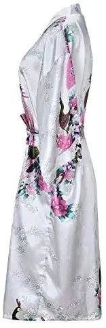 Kurzer Blüten-Kimono-Bademantel mit zartem Glanzfinish und knielangem Schnitt
