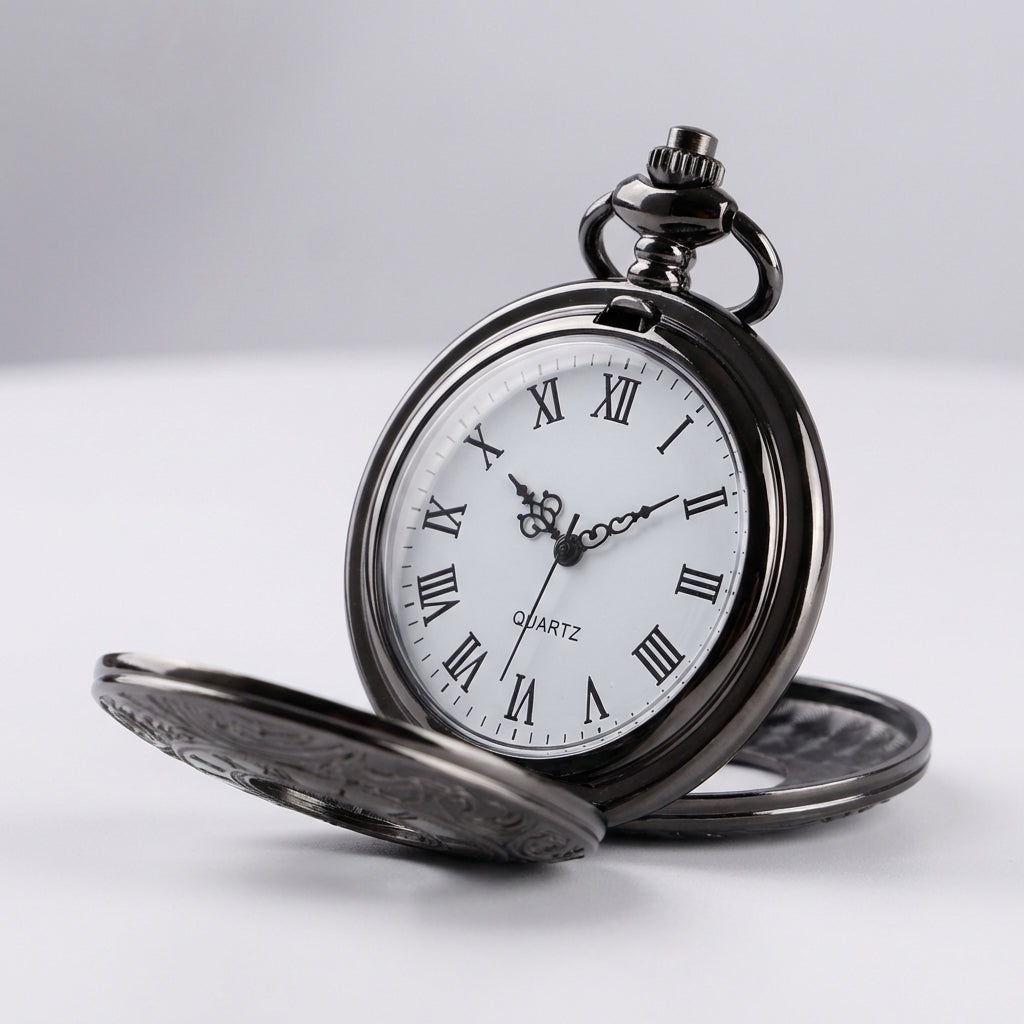 Vintage Taschenuhr-Anhänger mit tiefblauem Zifferblatt und Klappdeckel