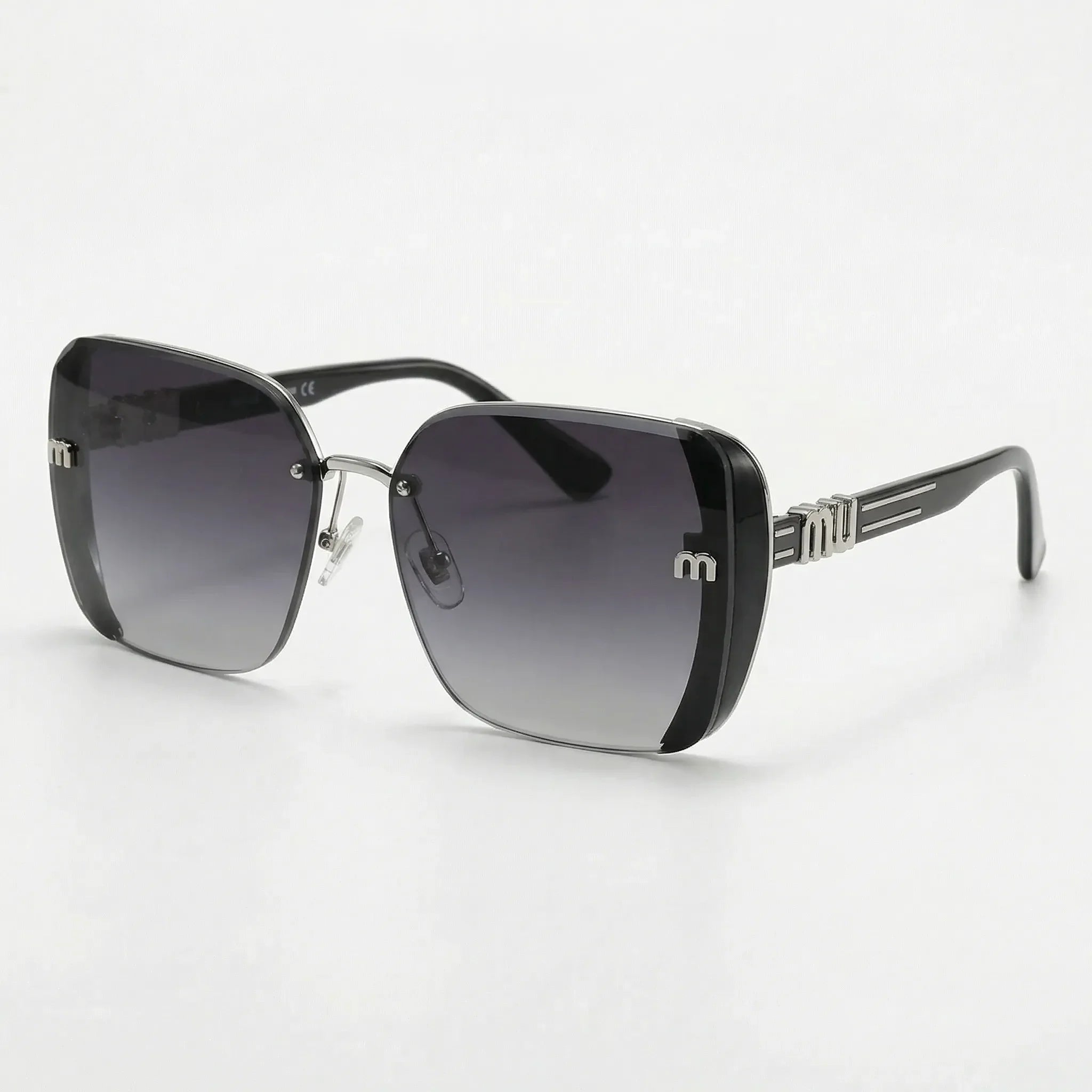 Randlose Oversize-Quadrat-Sonnenbrille mit UV400 Farbverlauf und Buchstaben-Detail