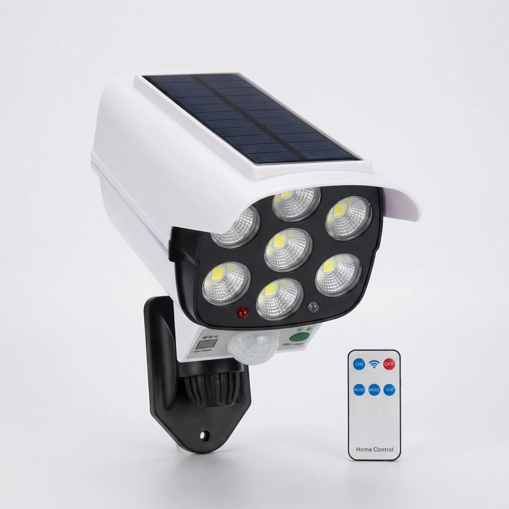 Nordspur | Luxterra Solar-Powered Motion Sensor Floodlight