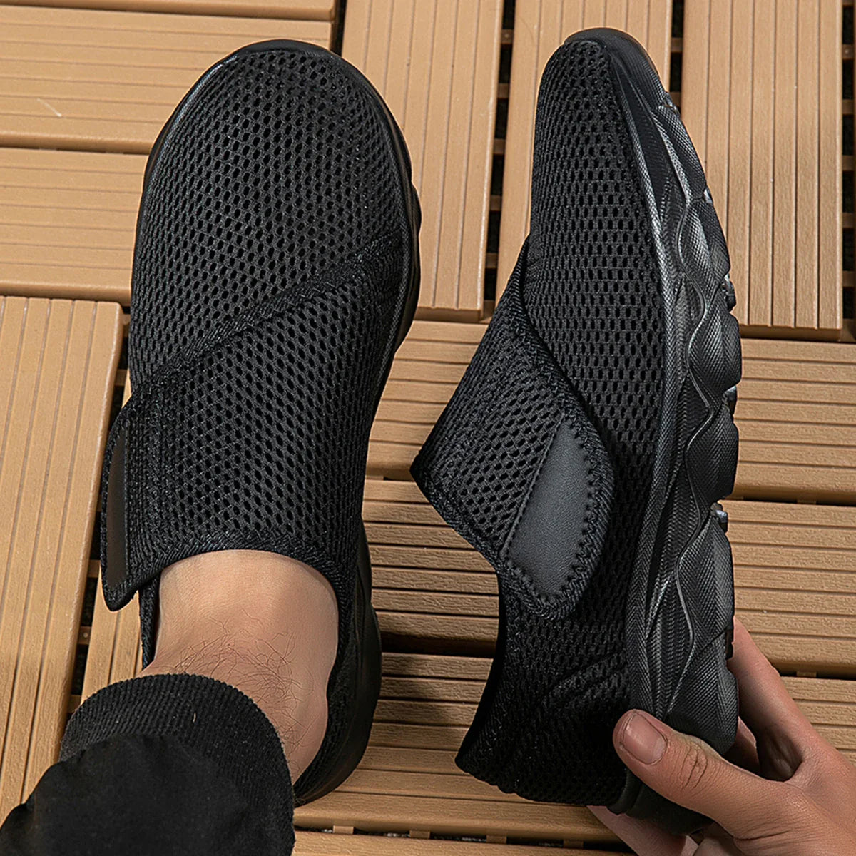 Weitschafts-Gehschuh mit geräumiger Zehenbox und atmungsaktivem Mesh-Schaft