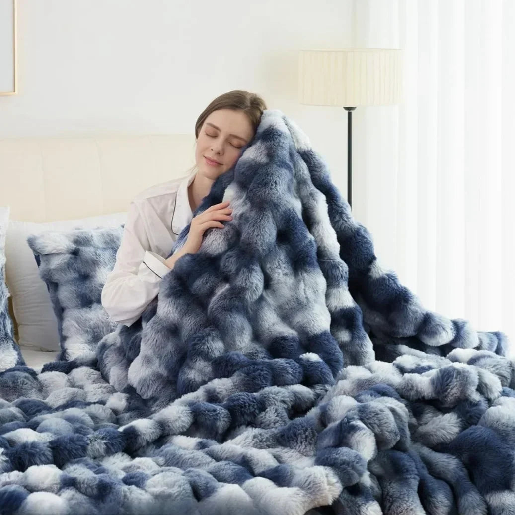 Ultraweiche Kunstkaninchen Wurfdecke mit Karo-Struktur