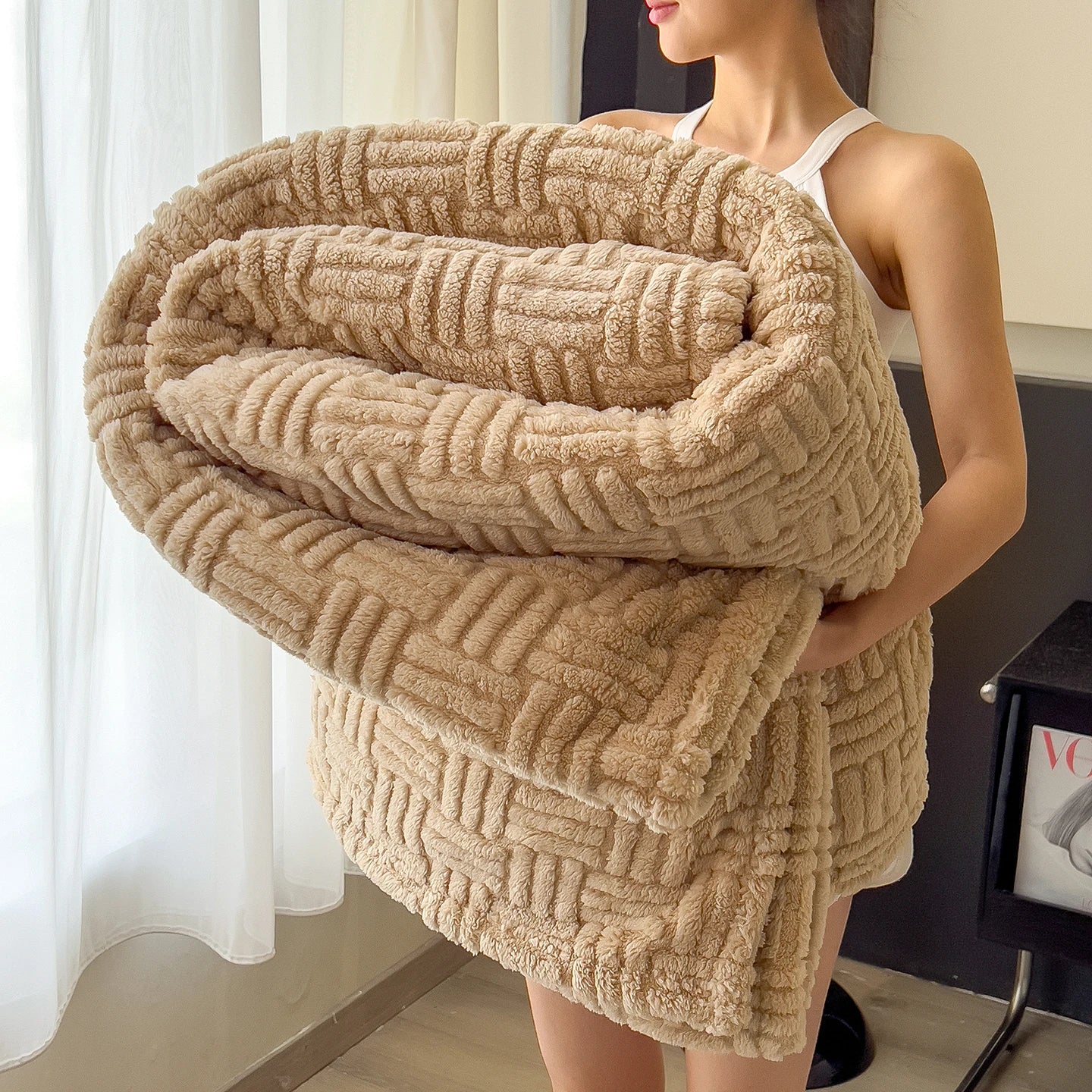 Wurfdecke mit wolkenweicher Jacquard-Textur und geometrischem Design