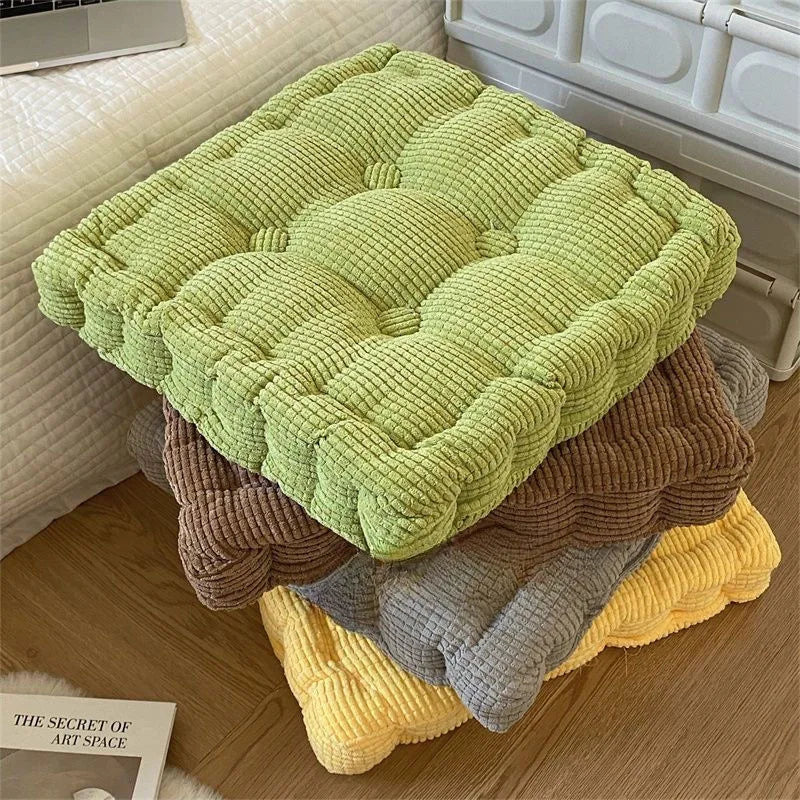 Nordspur | Plushionna Thick Tufted Seat Cushion