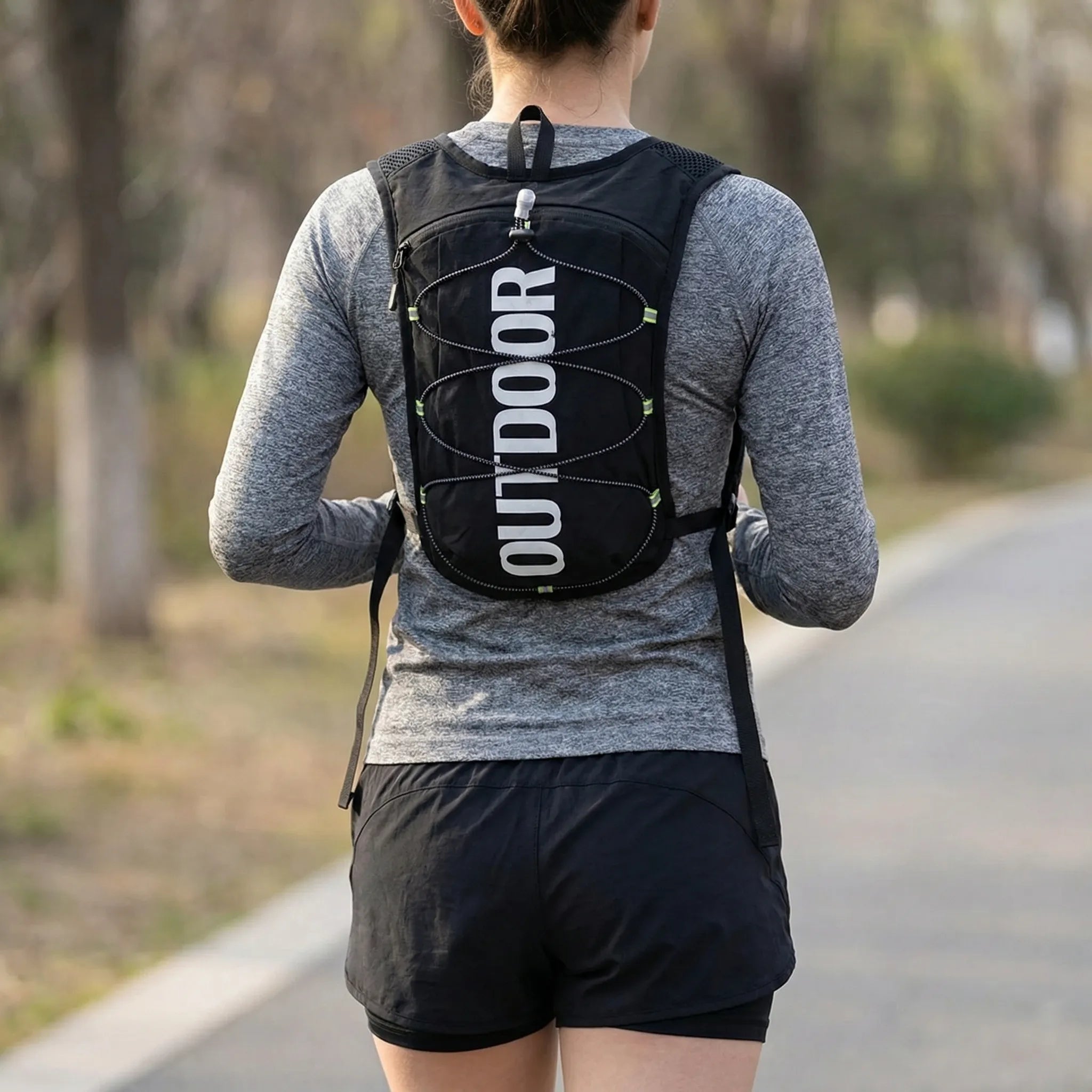 Leichte Lauf-Hydrationsweste mit atmungsaktivem Mesh und verstellbaren Gurten